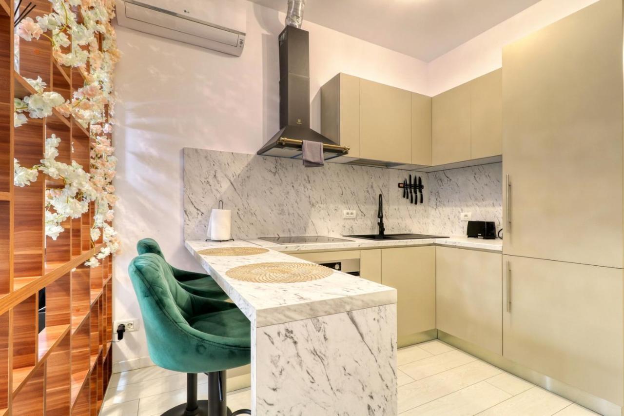 Herastrau Luxury Studios Bucarest Extérieur photo